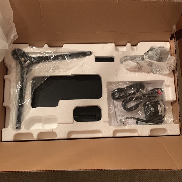 Samsung T35F 24” 75Hz FreeSync Monitor - Picture 2 of 9